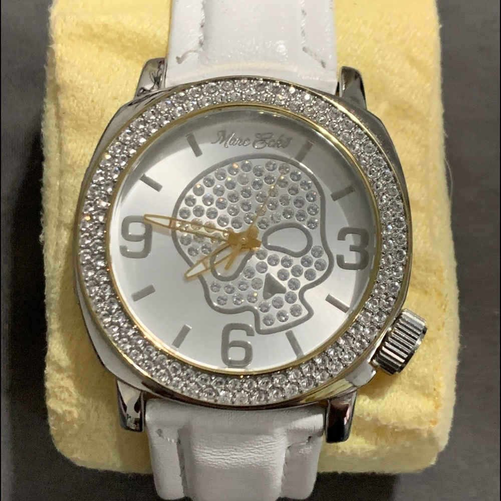 MARC ECKO WATCH, Crystal Skull